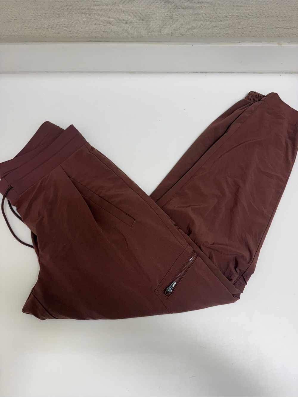 Athleta Venture Brown Jogger Pants